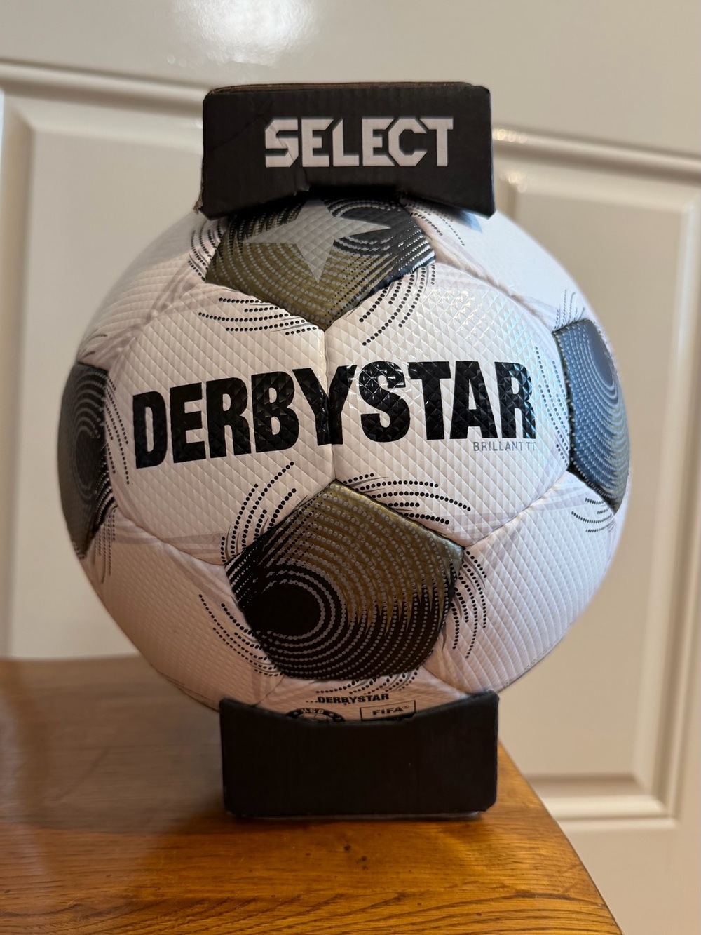 DERBYSTAR SELECT SOCCER BALL Brillant APS v25 SIZE #5